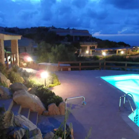 Con Piscina * Costa Paradiso